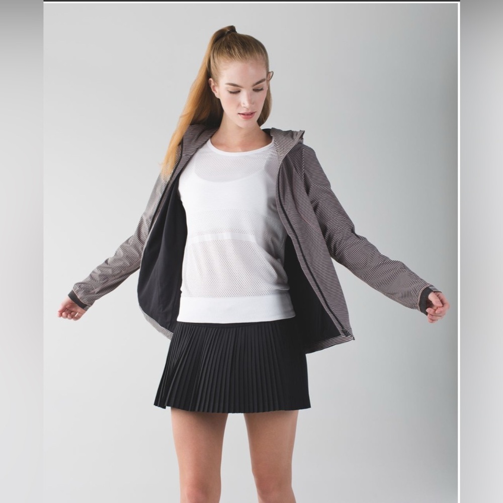 lululemon athletica Go the Distance Jacket, Gray Hooded and water resistant